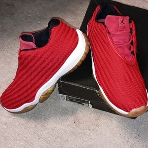 Air Jordan Future Low 2015 Bred 'Gym Red White' 10½Wo. (9M)